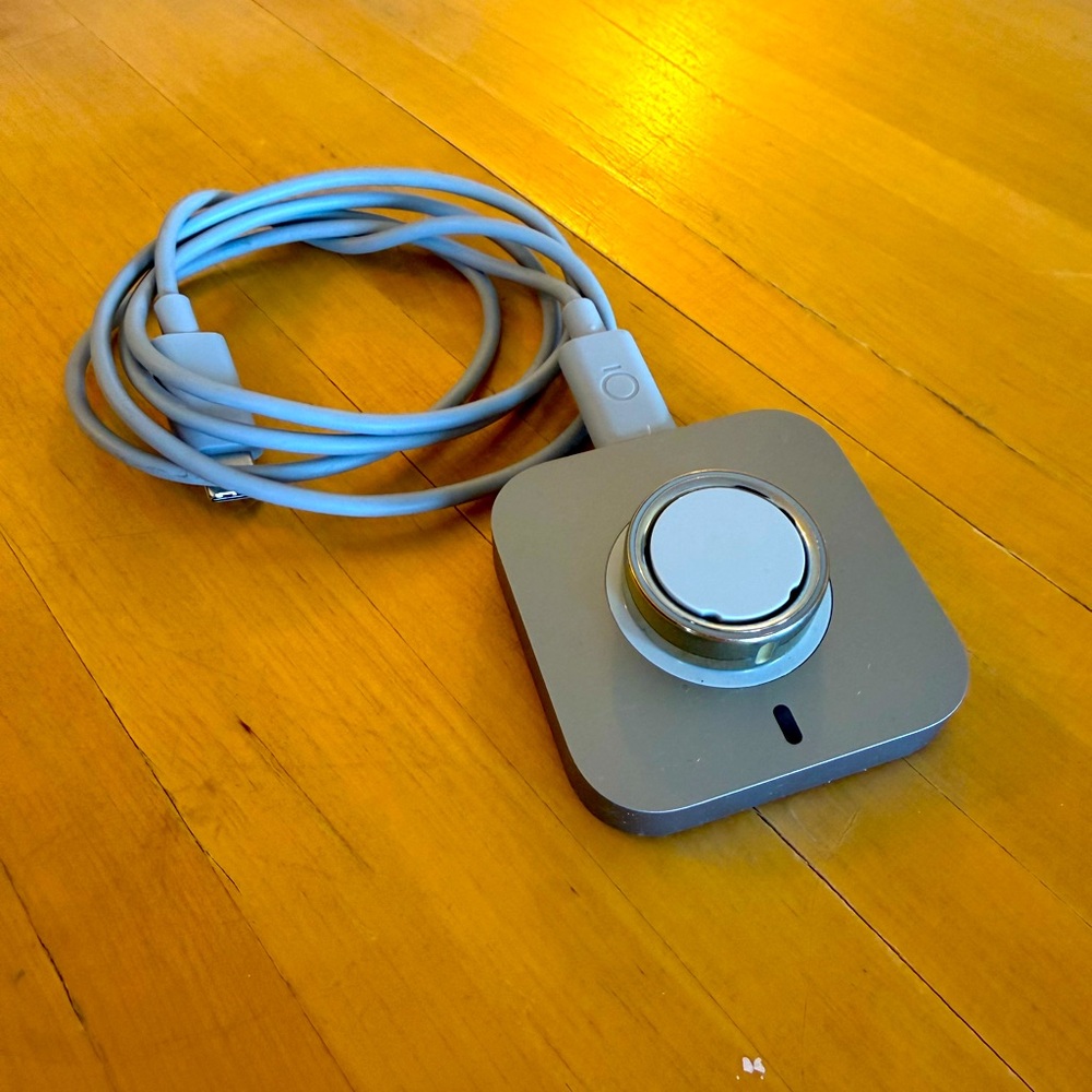 Oura Ring Gen 4, Gold, size 9